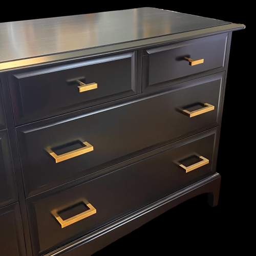 Stag Black Finished Eight Drawer Long Chest image-5