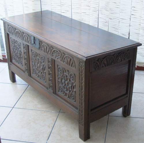 Late 18th Century Carved Oak Coffer image-6
