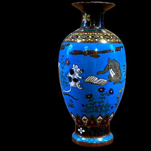 Meiji Period Cloisonné Vase depicting Rats image-4