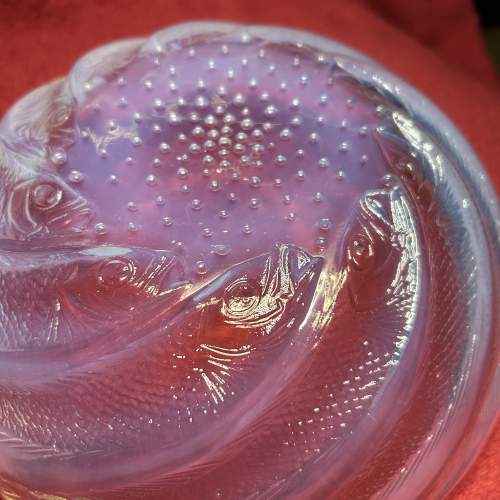 Rene Lalique Poissons Opalescent Glass Bowl dating circa 1931 image-5