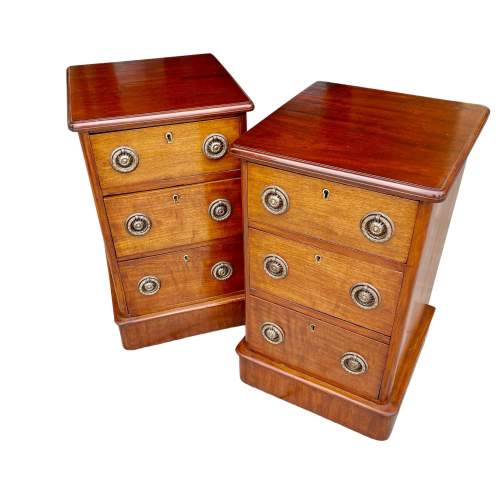 Pair of Bedside Chests image-2