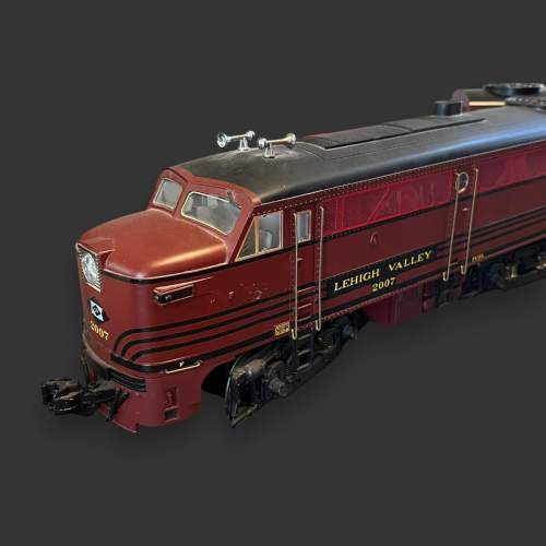 Aristo Craft Trains - Alco FA-1 Diesel Locomotive - Model image-2