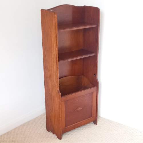 Early 20th Century Oak Open Bookcase with Pull Down Magazine Holder image-1