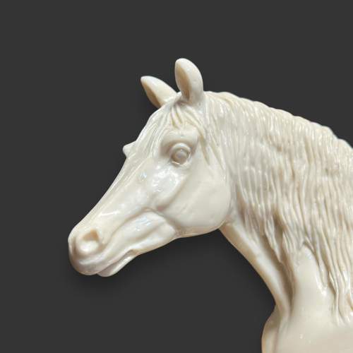 Sculpture of a Horses Head image-3