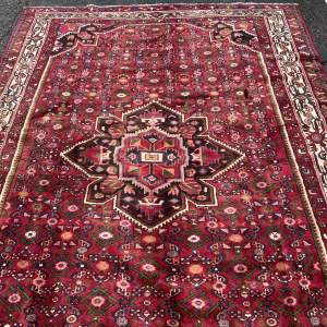 A Stunning Hand Knotted Persian Rug Hosseinabad Single Medallion