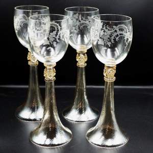 Venetian Glass Decorative Fine Quality Set of Four Wine Glasses