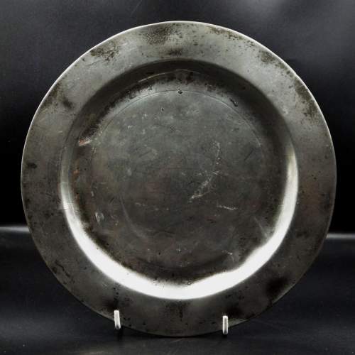 Antique 18th Century Set of Four Pewter Plates image-3