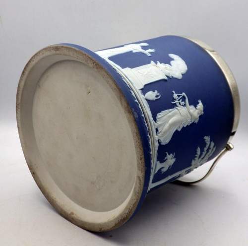 Wedgwood 19th Century Antique Cobalt Blue Jasperware Biscuit Barrel image-5
