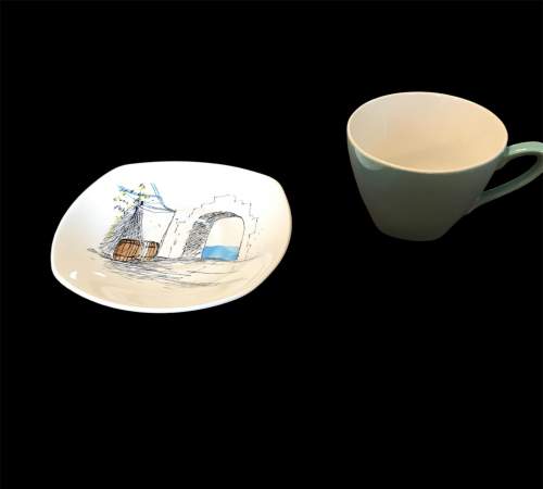 4 Midwinter Coffee Cups & Saucers. Cannes Design. Hugh Casson. image-2