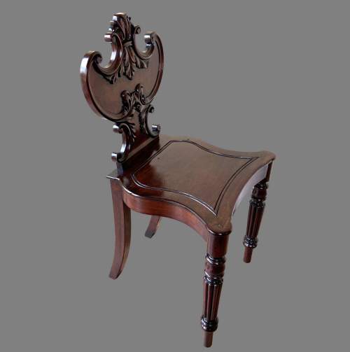 An Early 19th Century Mahogany Hall Chair image-3
