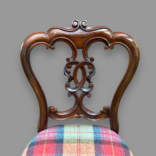Pair of 19th Century Walnut Carved Balloon Back Chairs image-4
