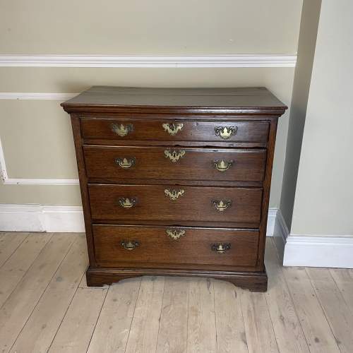 Small Georgian Chest of Drawers image-6