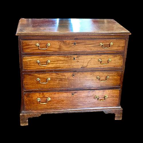 George II Chest of Drawers image-4