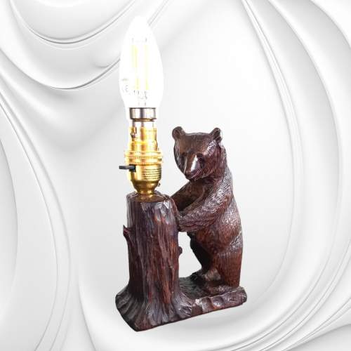 Black Forest Bear lamp image-1