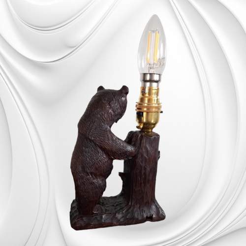 Black Forest Bear lamp image-4