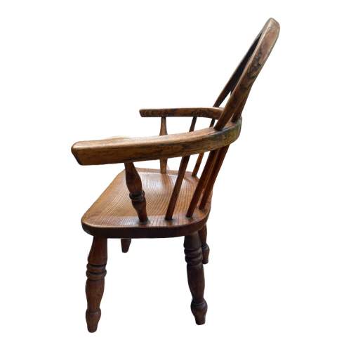 19th Century Childs Windsor Chair image-2