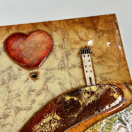 Kerry Darlington Original Mixed Media titled Love is in the Air image-2