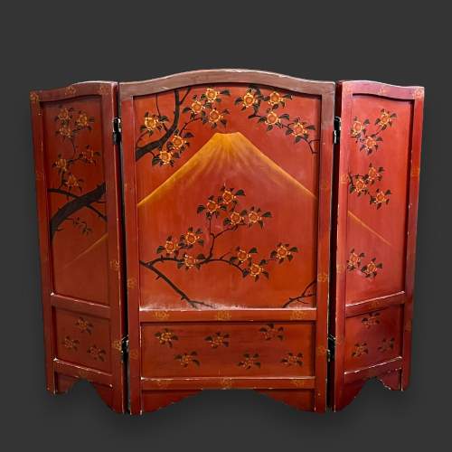 Early 20th Century Chinoiserie Folding Fire Screen image-5