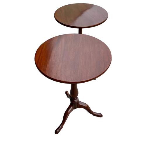 A Pair of Mahogany Occasional Tables image-2