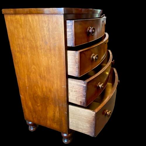 19th Century Flame Mahogany Bow Fronted Chest of Drawers image-4
