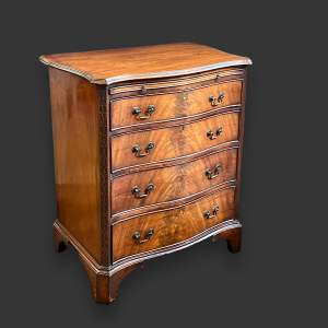 Small Early 20th Century Serpentine Mahogany Chest of Drawers