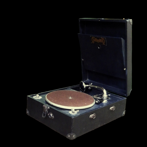 Ambassador 1930s Portable Picnic Wind-Up Gramophone image-4