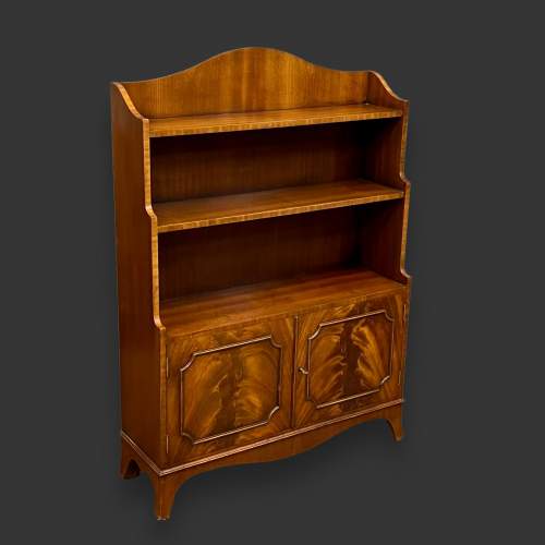 Vintage Bevan and Funnell Flame Mahogany Bookcase image-1