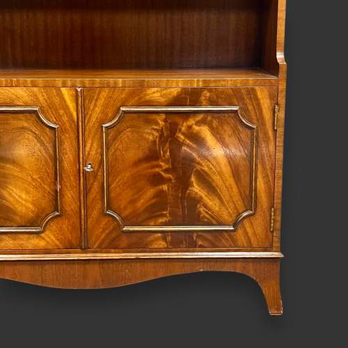 Vintage Bevan and Funnell Flame Mahogany Bookcase image-4