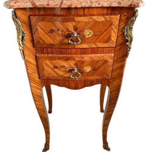 A Pair of French Marquetry Nightstands in Louis XVI Style image-2