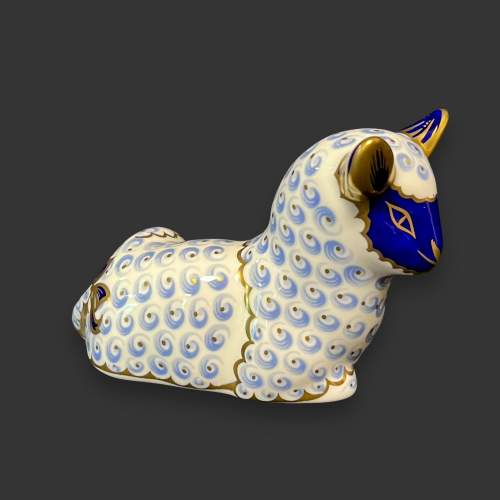 Royal Crown Derby Lamb Paperweight image-2