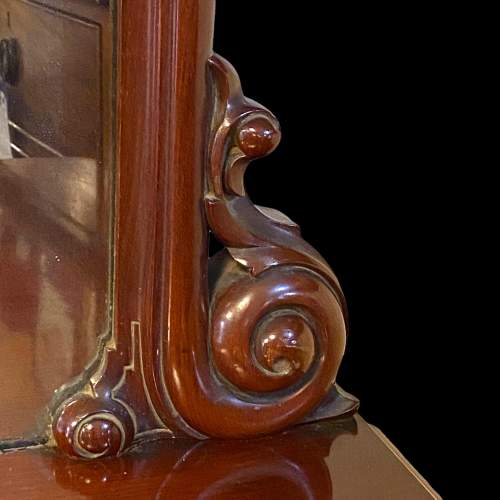 Victorian Mahogany Mirror Back Sideboard image-6