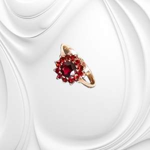 Gold Retro Ruby Cluster Ring