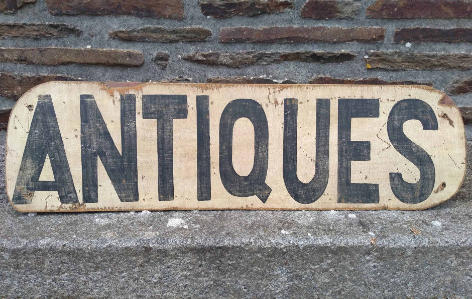 How to start your own antique business successfully